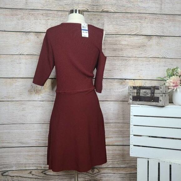 NWT Bar III Midnight Bloom Cutout Shoulder‎ Dress XL - Picture 3 of 3